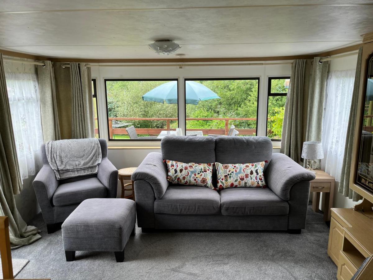 Private Holiday Home In Calm Site Wootton Bridge  Exterior foto